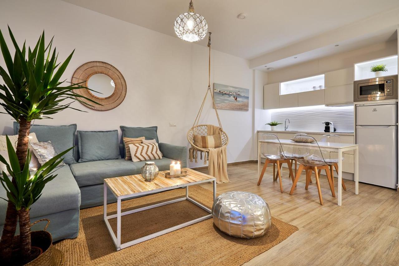 Sunset Beach Charming Apartment With Jacuzzi Торремолинос Экстерьер фото