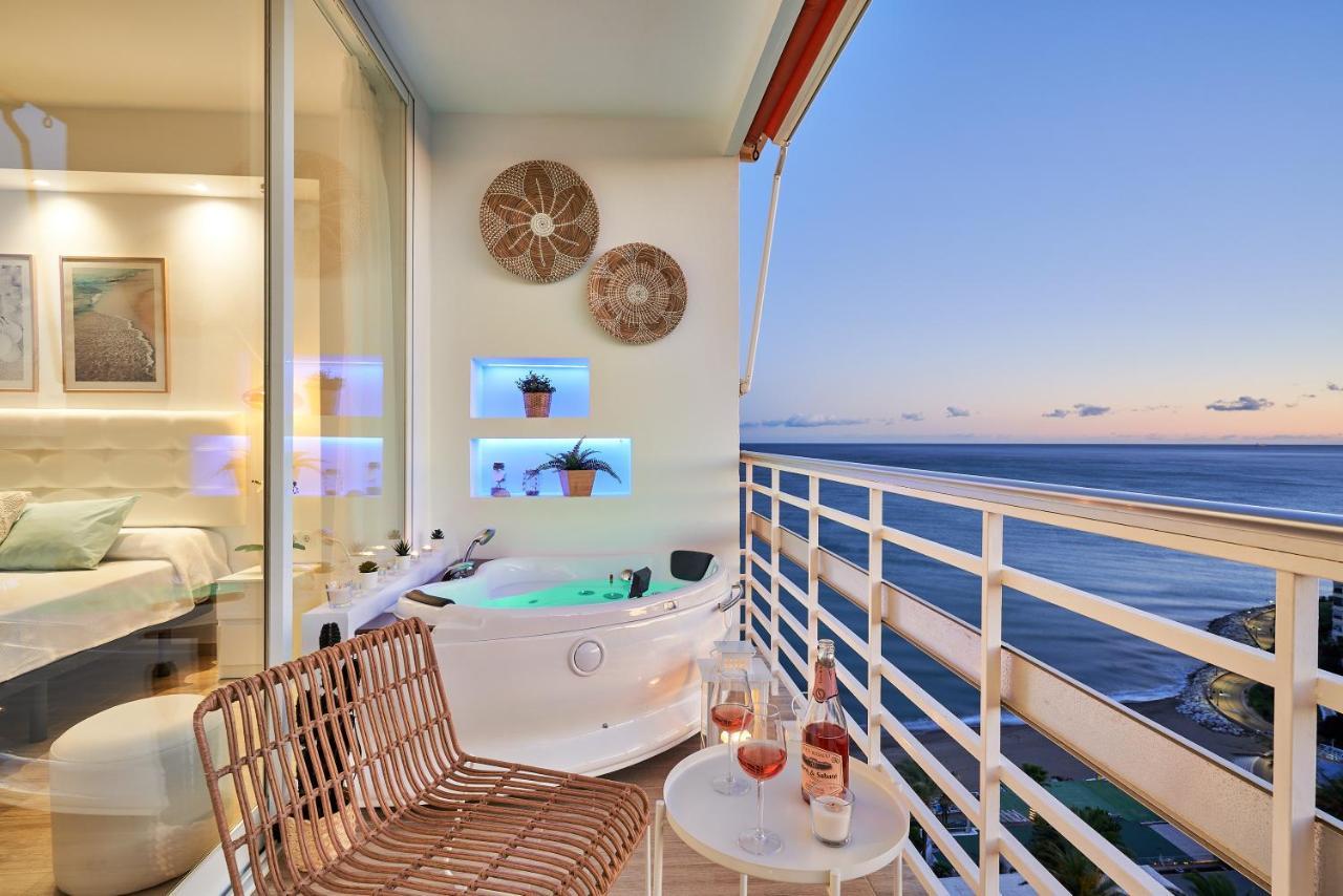 Sunset Beach Charming Apartment With Jacuzzi Торремолинос Экстерьер фото