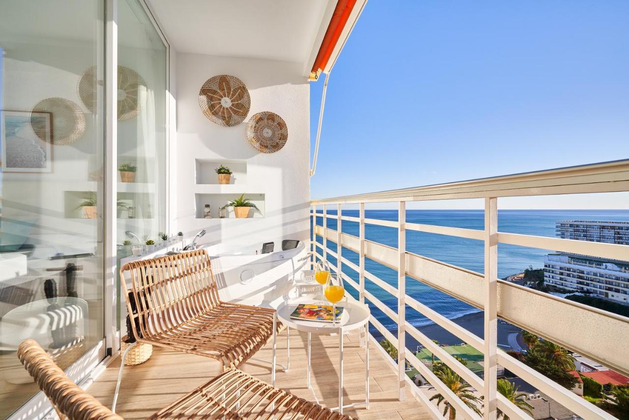 Sunset Beach Charming Apartment With Jacuzzi Торремолинос Экстерьер фото