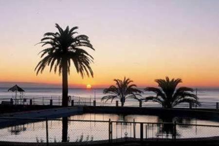 Sunset Beach Charming Apartment With Jacuzzi Торремолинос Экстерьер фото